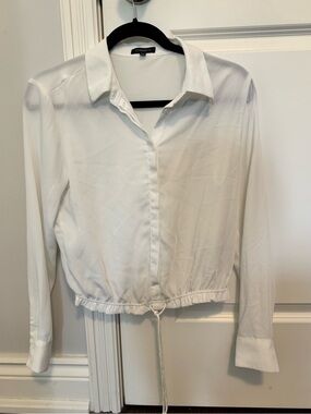 Dynamite White Drawstring Hem Button-Front Shirt
